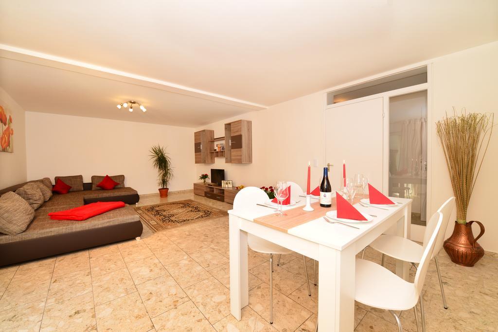 Hotel Am Buchwald Esslingen am Neckar Phòng bức ảnh
