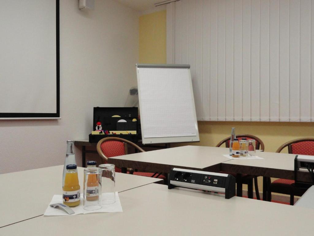Hotel Am Buchwald Esslingen am Neckar Ngoại thất bức ảnh