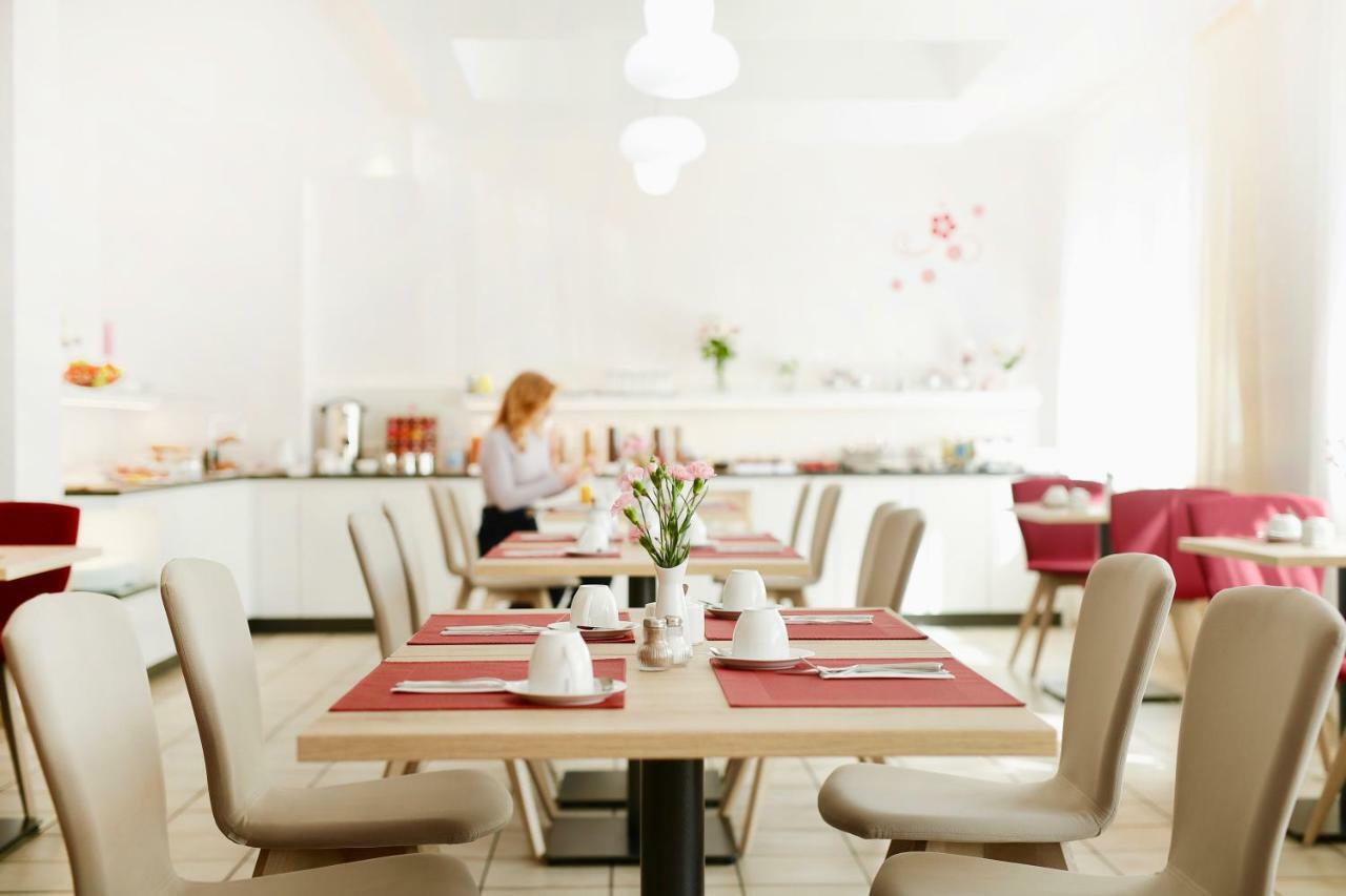 Hotel Am Buchwald Esslingen am Neckar Ngoại thất bức ảnh