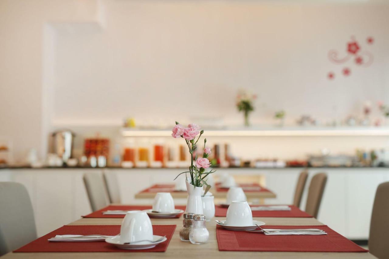 Hotel Am Buchwald Esslingen am Neckar Ngoại thất bức ảnh